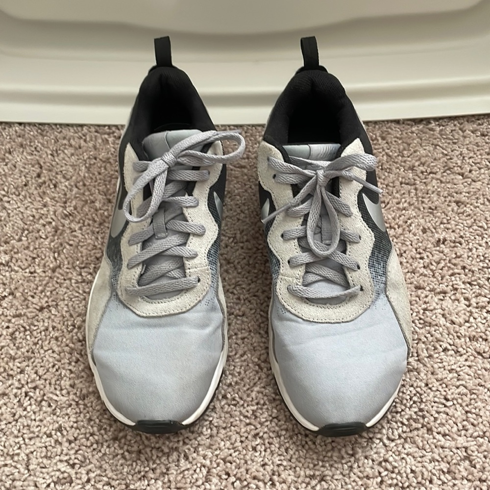 Nike shoes US size 6.5.
